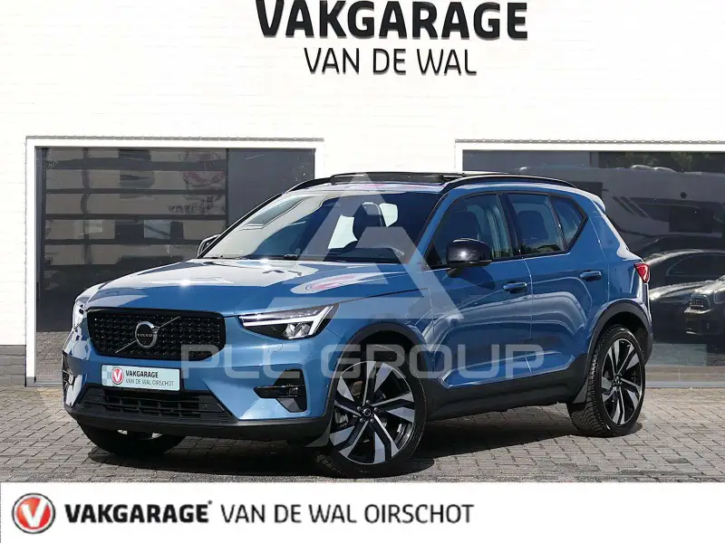 2023 Volvo XC40