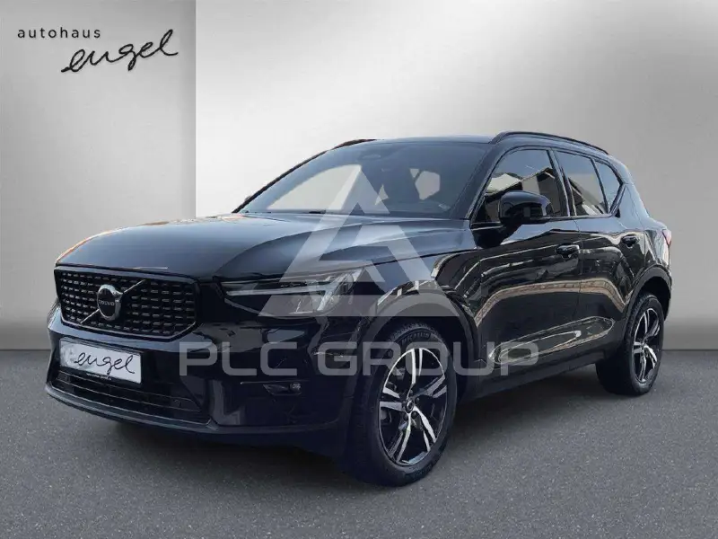 2023 Volvo XC40