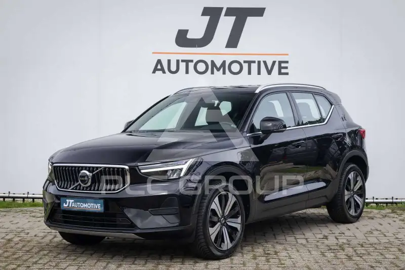 2023 Volvo XC40