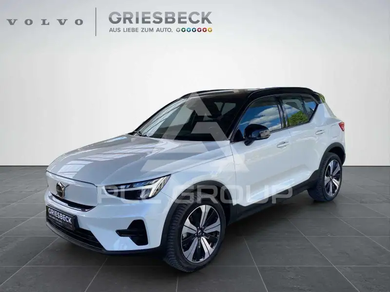 2023 Volvo XC40