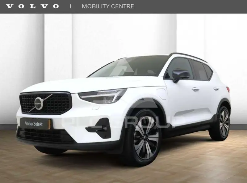 2023 Volvo XC40