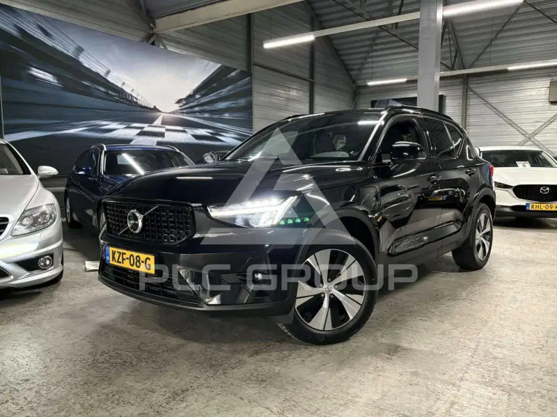 2023 Volvo XC40