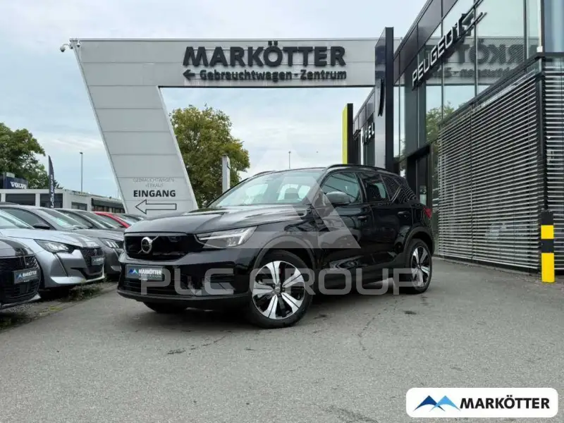 2023 Volvo XC40