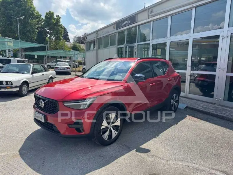 2023 Volvo XC40