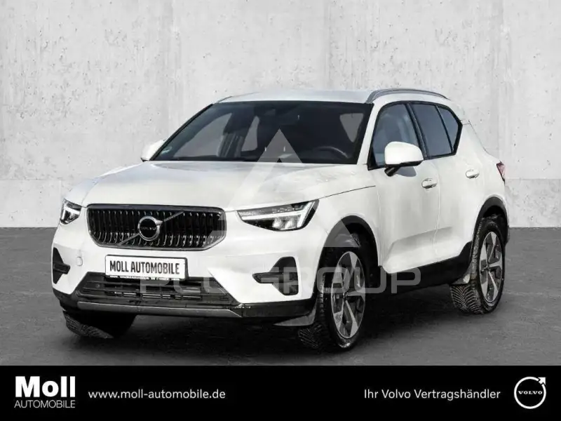 2023 Volvo XC40