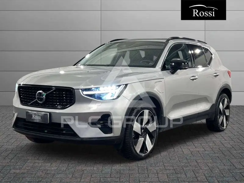 2023 Volvo XC40