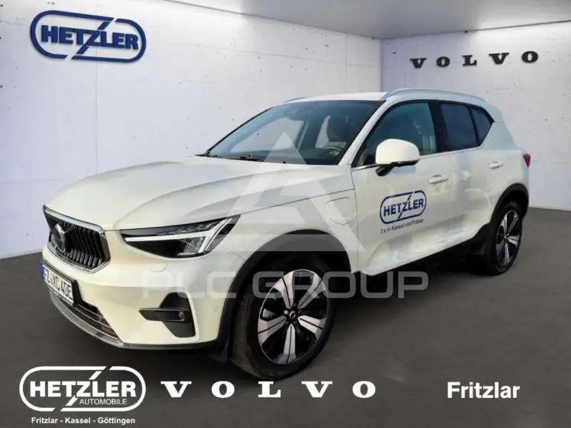 2023 Volvo XC40