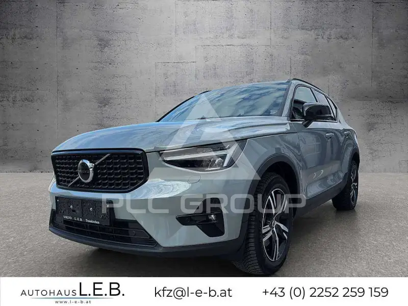 2023 Volvo XC40