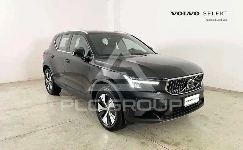 2023 Volvo XC40