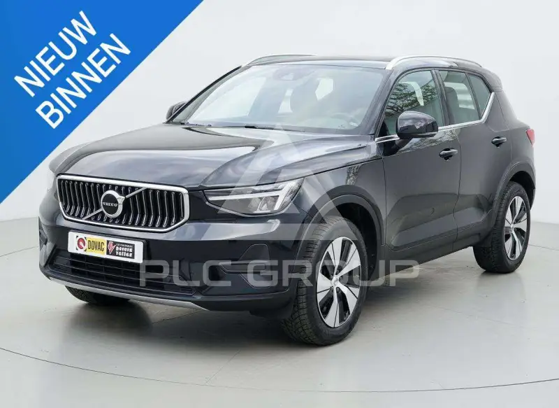2023 Volvo XC40