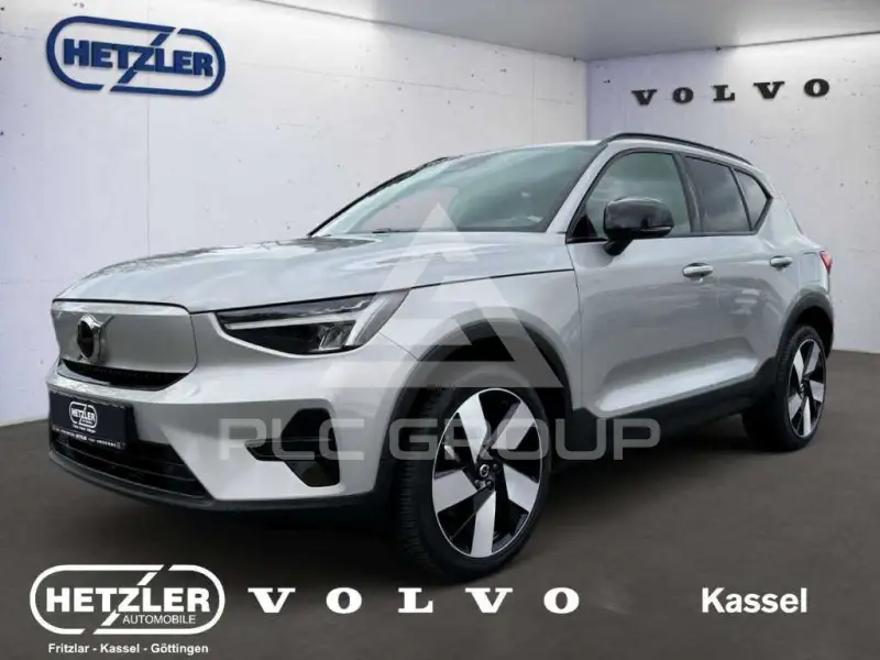 2023 Volvo XC40