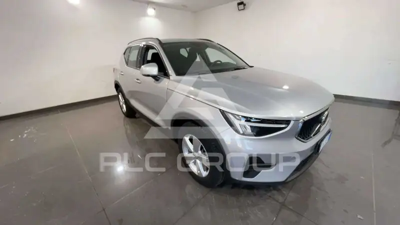 2023 Volvo XC40