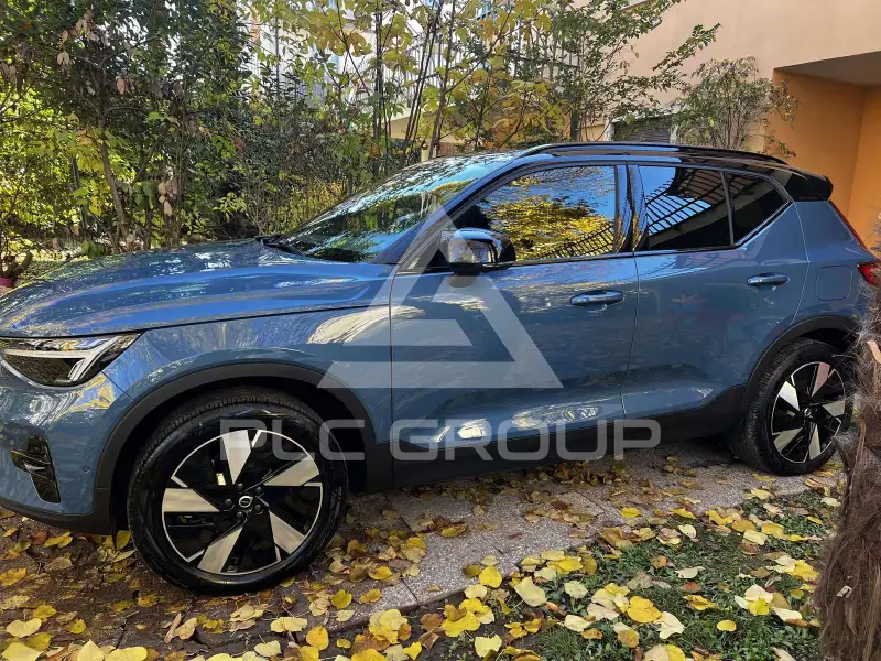 2023 Volvo XC40