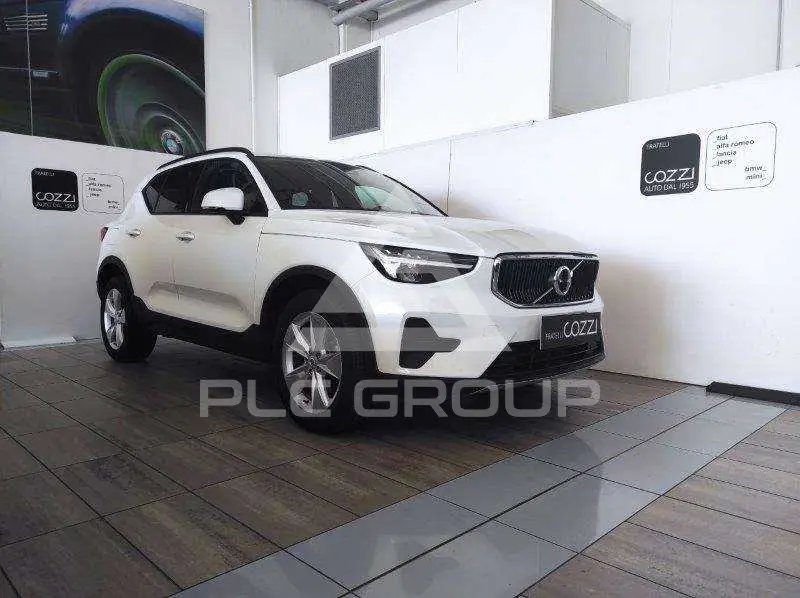 2023 Volvo XC40