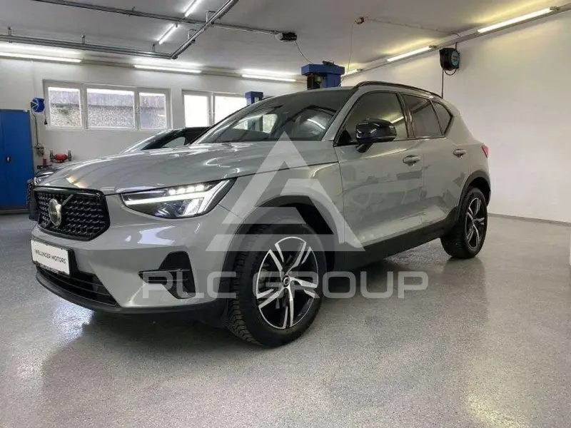 2023 Volvo XC40