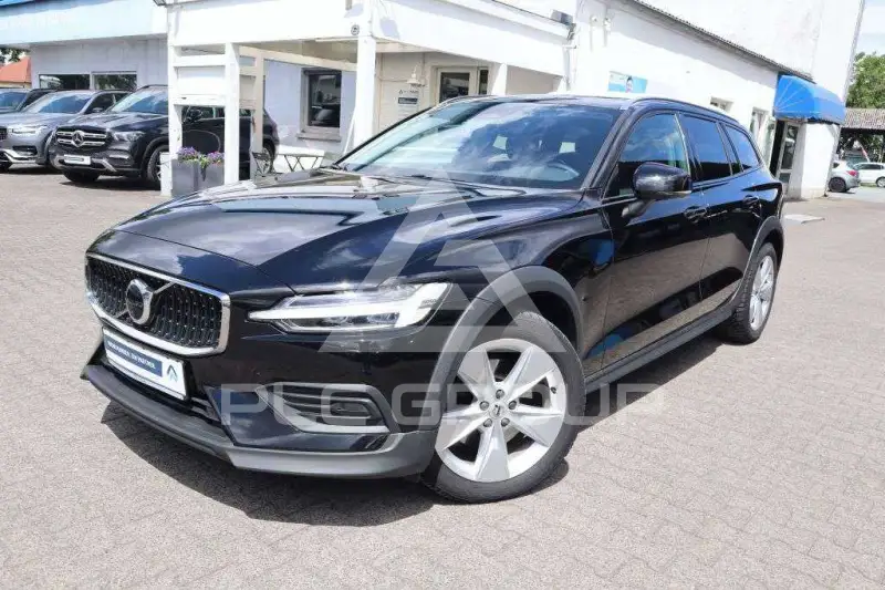 2023 Volvo V60
