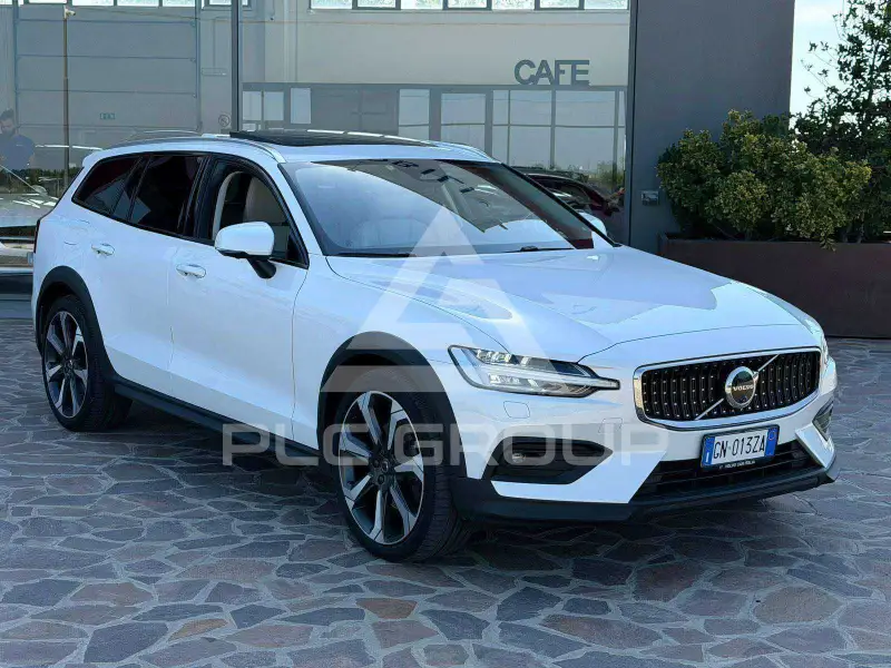 2023 Volvo V60