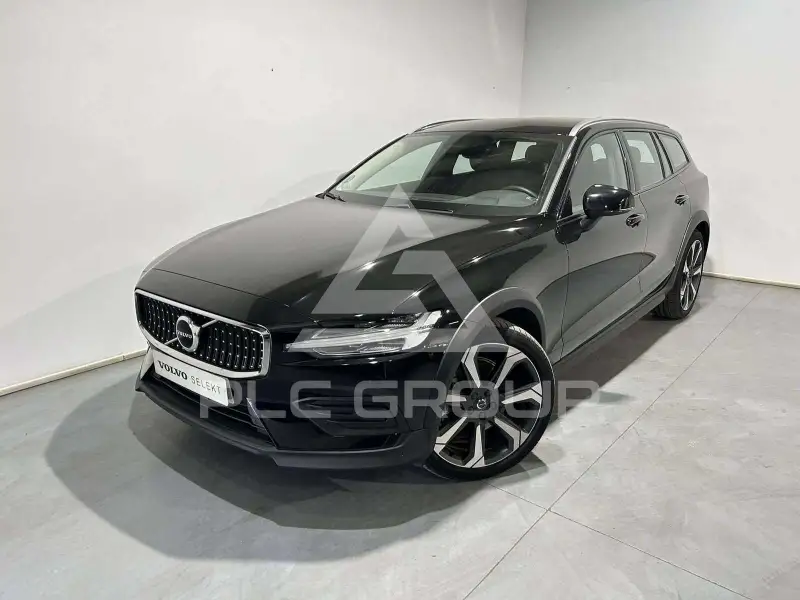 2023 Volvo V60