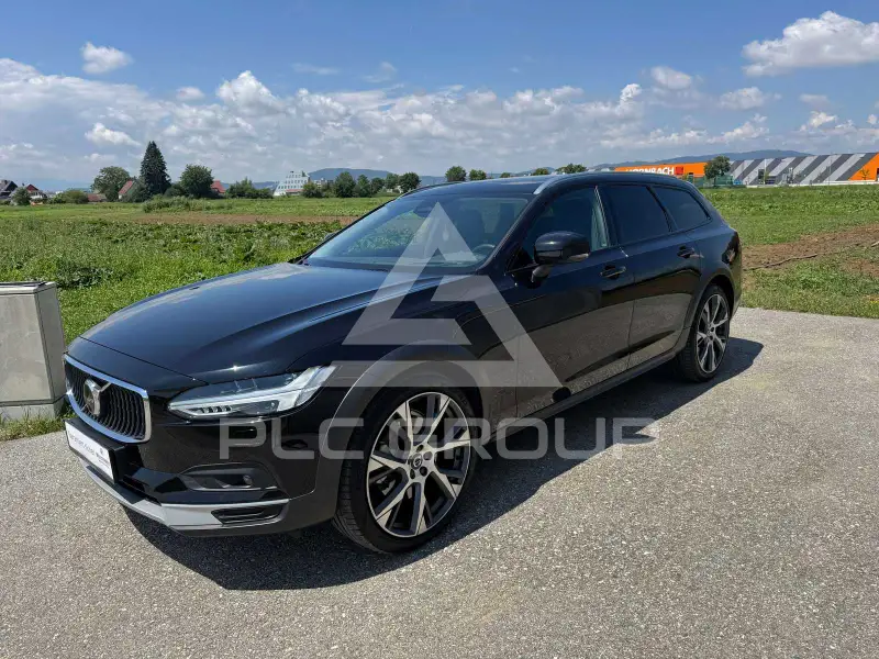 2023 Volvo V90