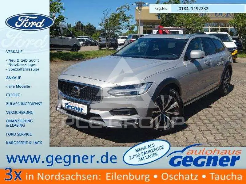 2023 Volvo V90