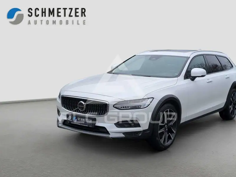 2023 Volvo V90