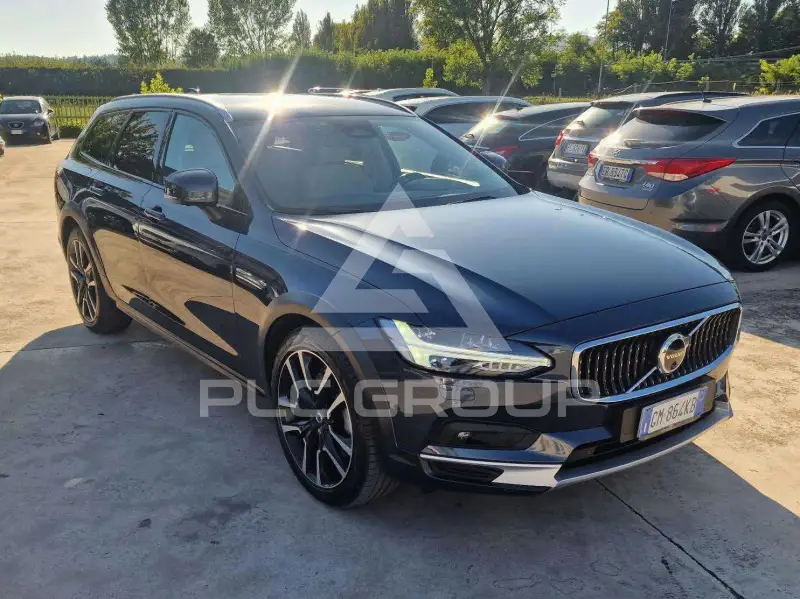 2023 Volvo V90