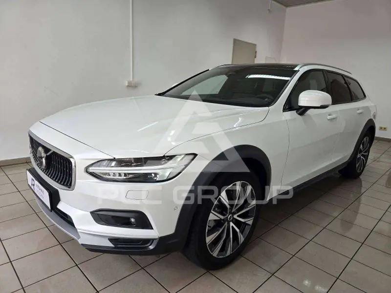 2023 Volvo V90