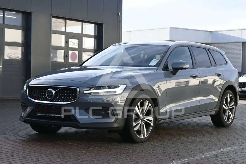 2023 Volvo V60