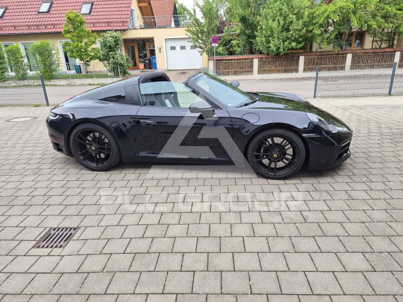 2023 Porsche 911