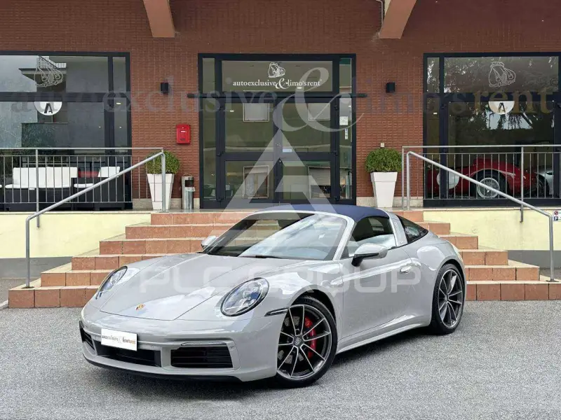 2023 Porsche 911