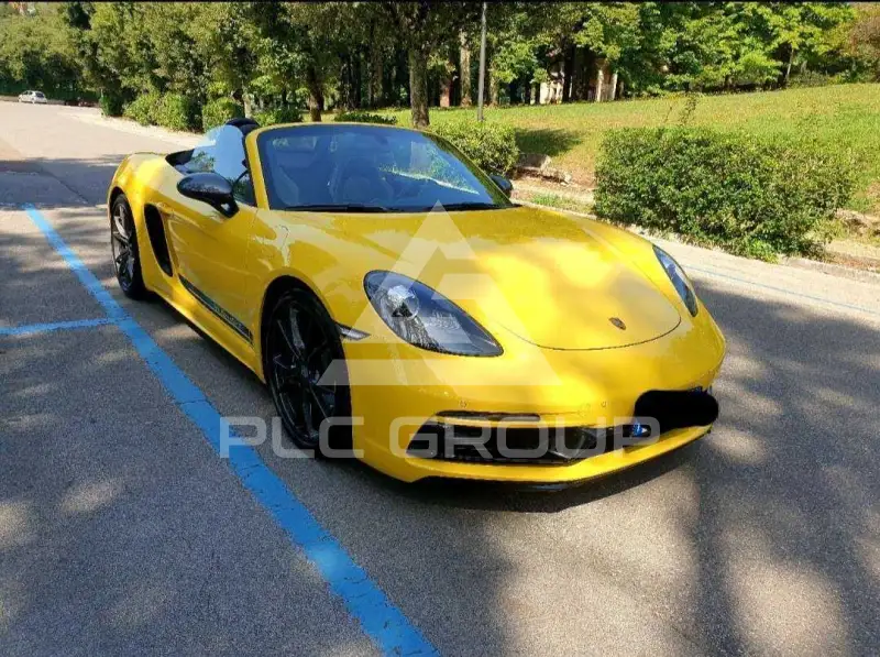 2023 Porsche 718