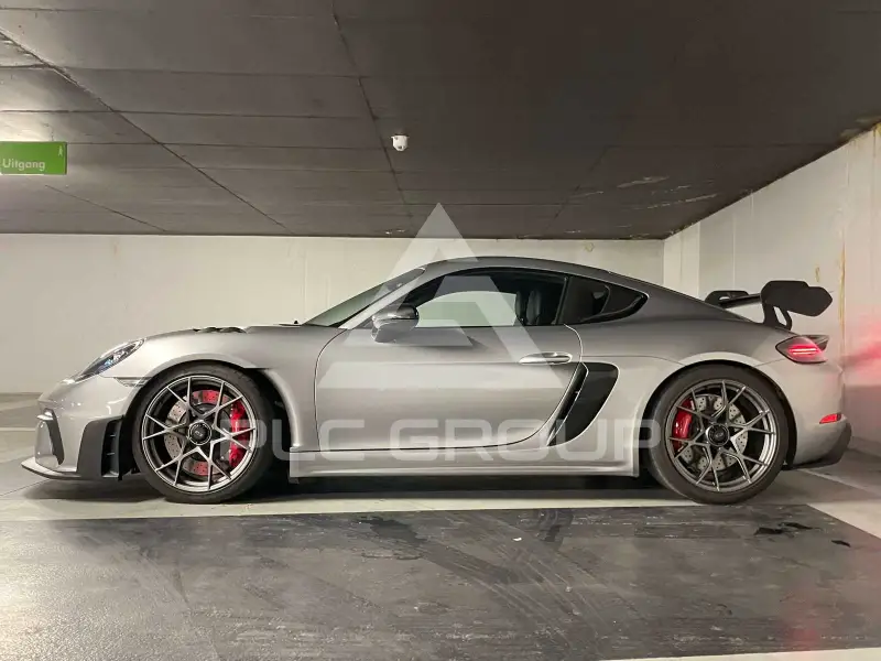 2023 Porsche 718