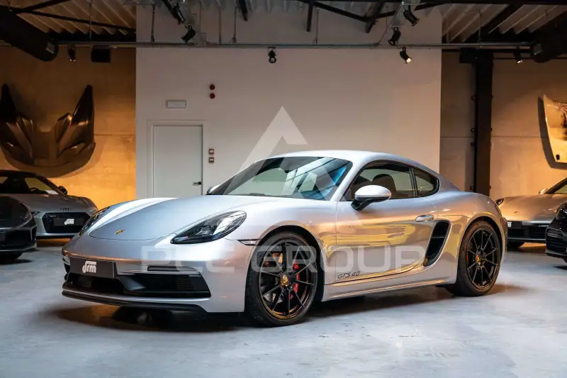 2023 Porsche 718