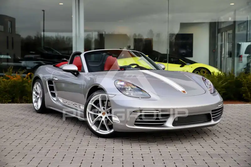 2023 Porsche 718