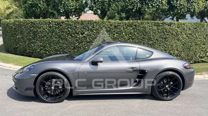 2023 Porsche 718