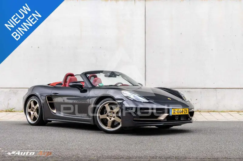 2023 Porsche 718