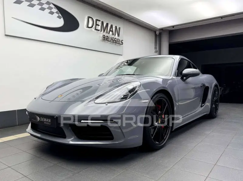 2023 Porsche 718