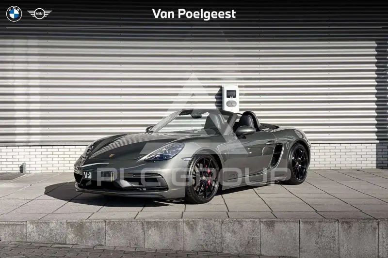 2023 Porsche 718