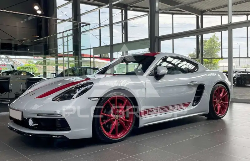 2023 Porsche 718