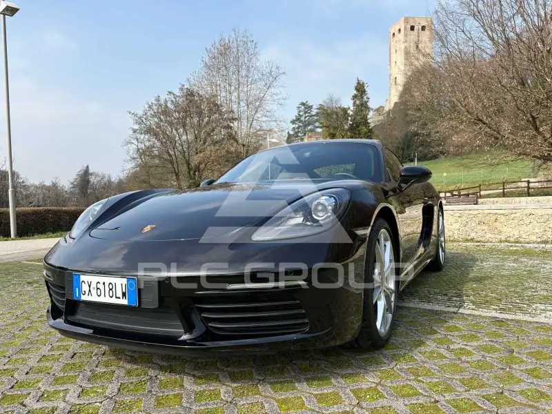 2023 Porsche 718