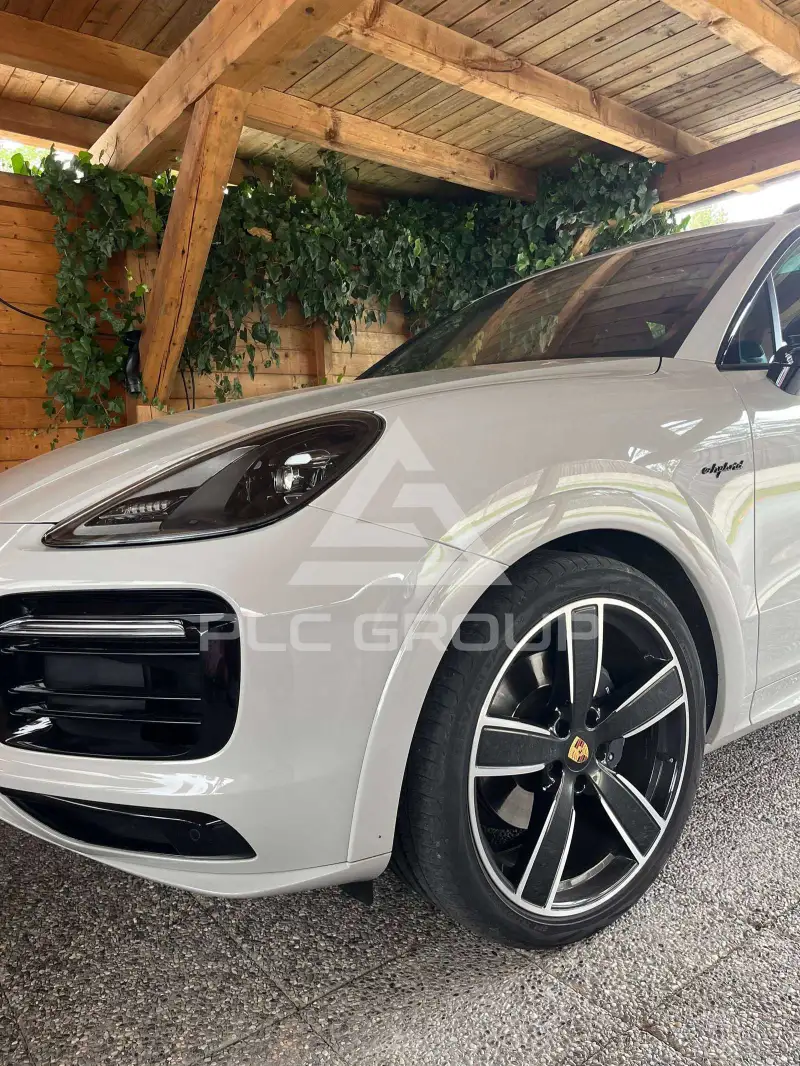 2023 Porsche Cayenne