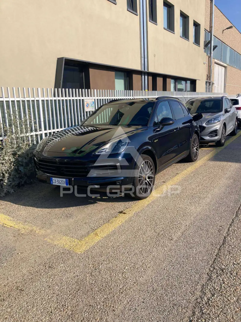 2023 Porsche Cayenne