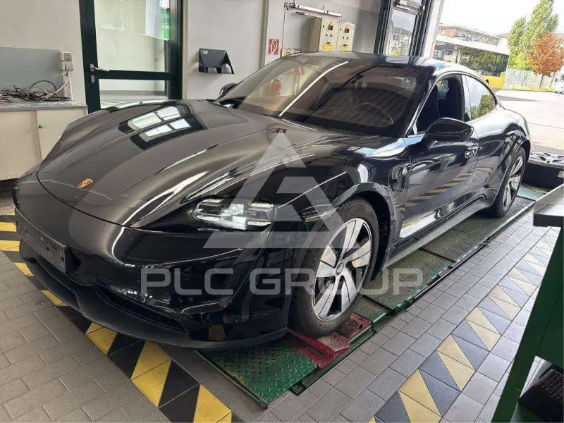 2023 Porsche Taycan