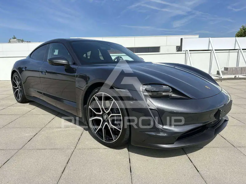 2023 Porsche Taycan
