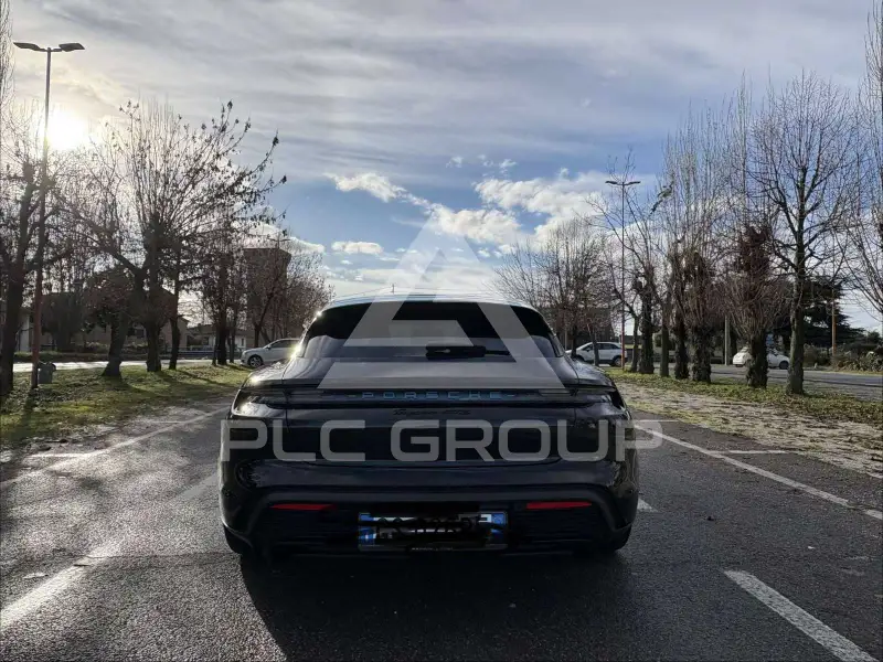 2023 Porsche Taycan