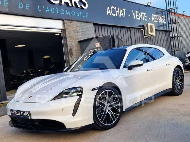 2023 Porsche Taycan