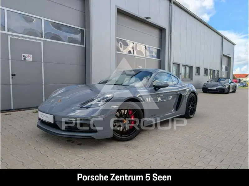 2023 Porsche Cayman