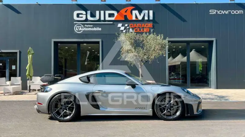 2023 Porsche Cayman