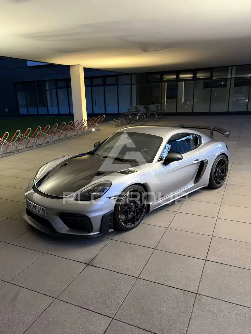2023 Porsche Cayman