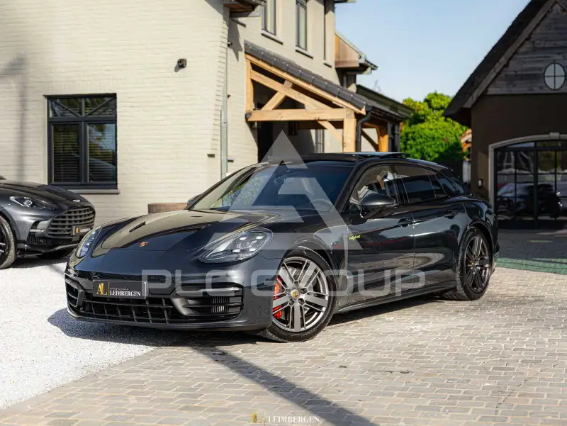 2023 Porsche Panamera